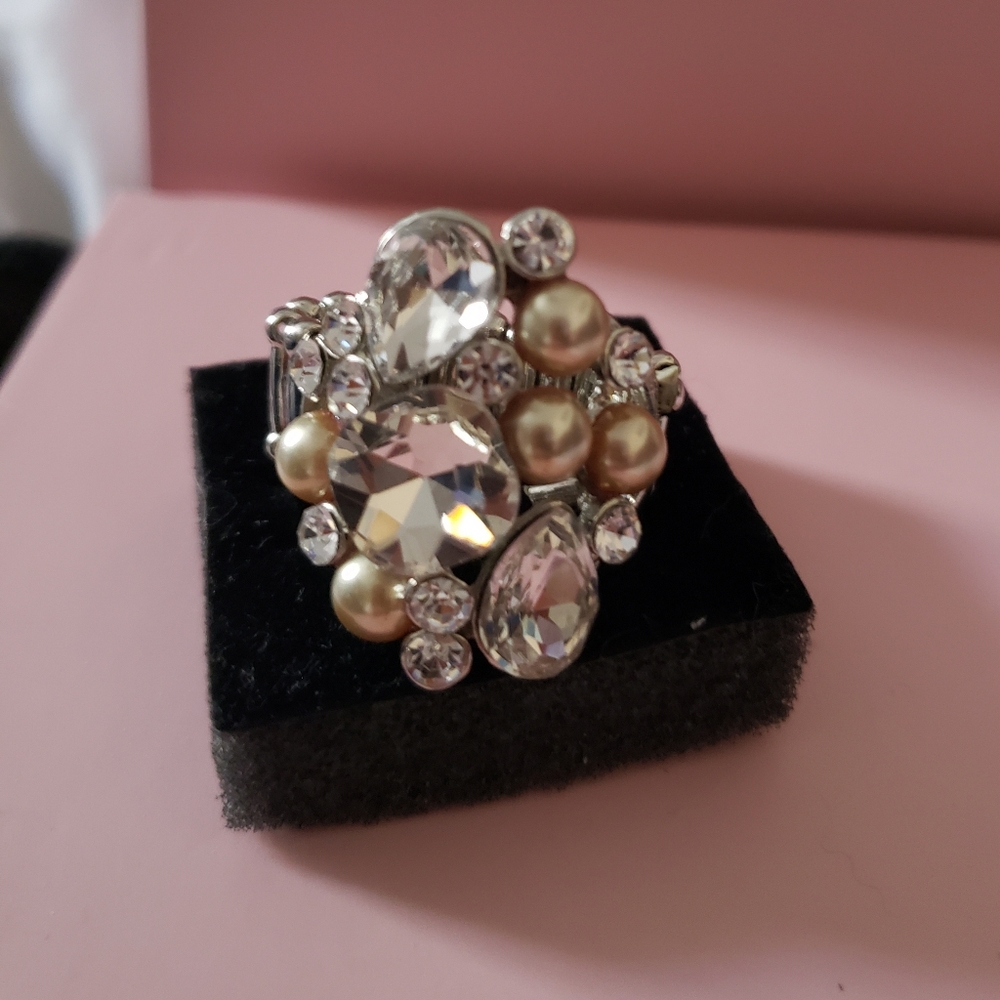 Elegant Crystal and Pearl Cluster Ring